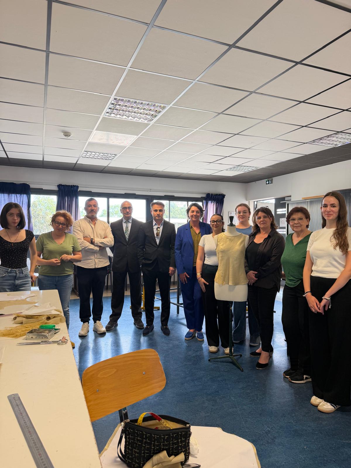 Haute couture à Perpignan : Mossi Traoré mise sur l&rsquo;inclusion et l&rsquo;excellence